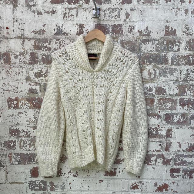 Vintage Women's Jumper - White - L on Productcaster.