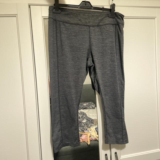 Women's Leggings - Grey - L on Productcaster.