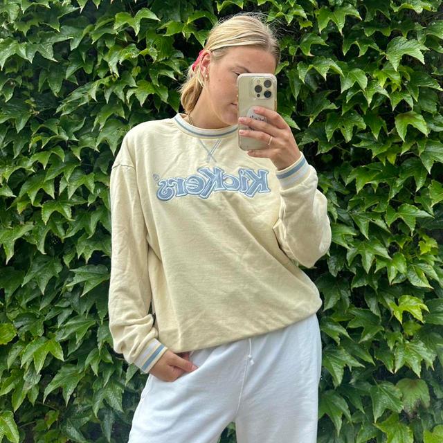 Kickers Women's Sweatshirt - Cream - S on Productcaster.