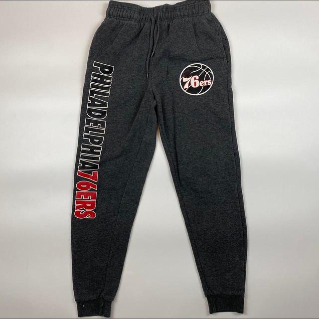 NBA Men's Sweatpants - Grey - S on Productcaster.