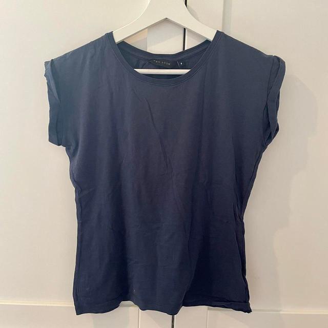 New Look Women's T-shirt - Navy - 8 on Productcaster.