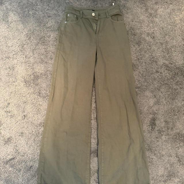 Bershka Women's Wide leg Jeans - Khaki/Green - UK 8 on Productcaster.