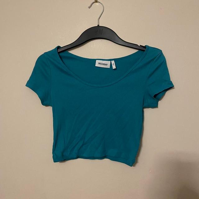 Weekday Women's Crop top - Blue - S on Productcaster.