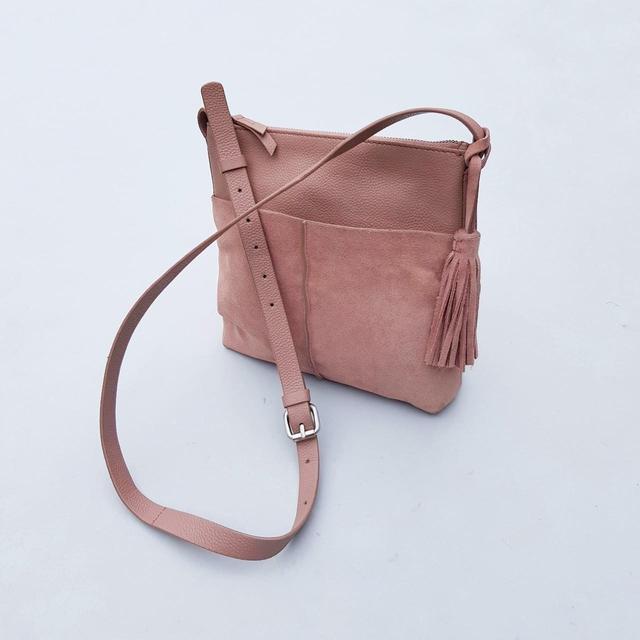 Clarks Women's Crossbody bags - Pink on Productcaster.