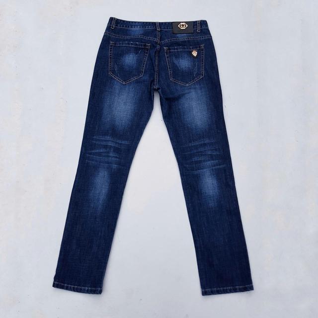 Women's Straight leg Faded Jeans - Blue - 34" on Productcaster.