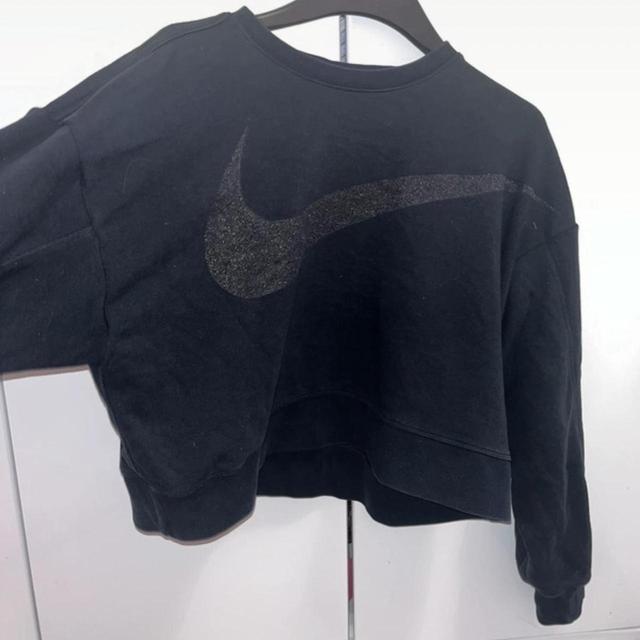 Nike Women's Jumper - Black - 8 on Productcaster.