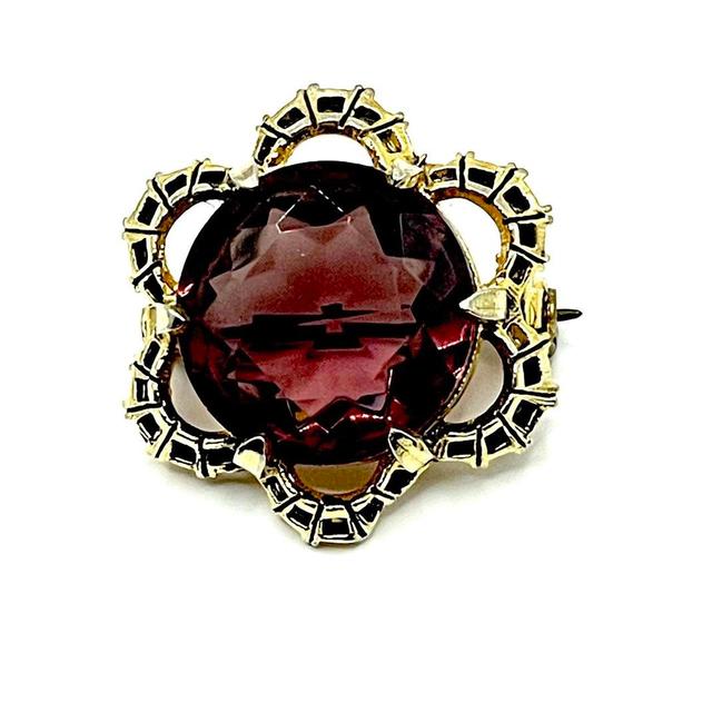 Vintage Women's Brooch - Gold/Purple on Productcaster.