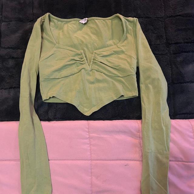 Urban Outfitters Women's Crop top - Green - S on Productcaster.