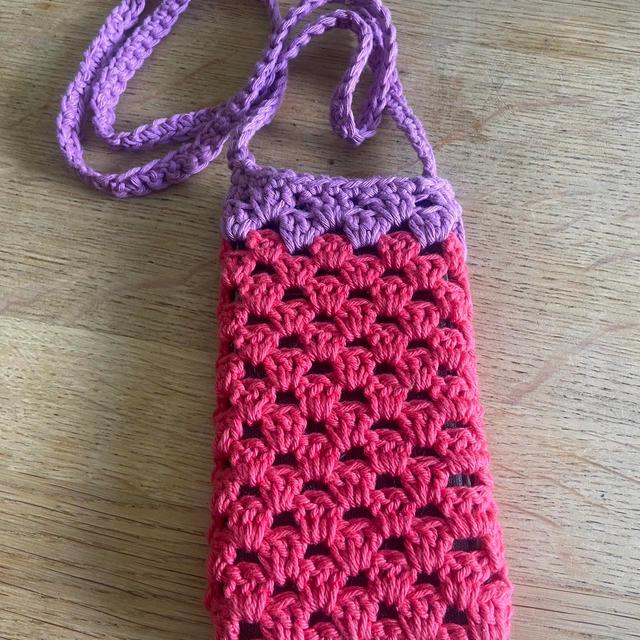 Handmade Phone case - Pink on Productcaster.