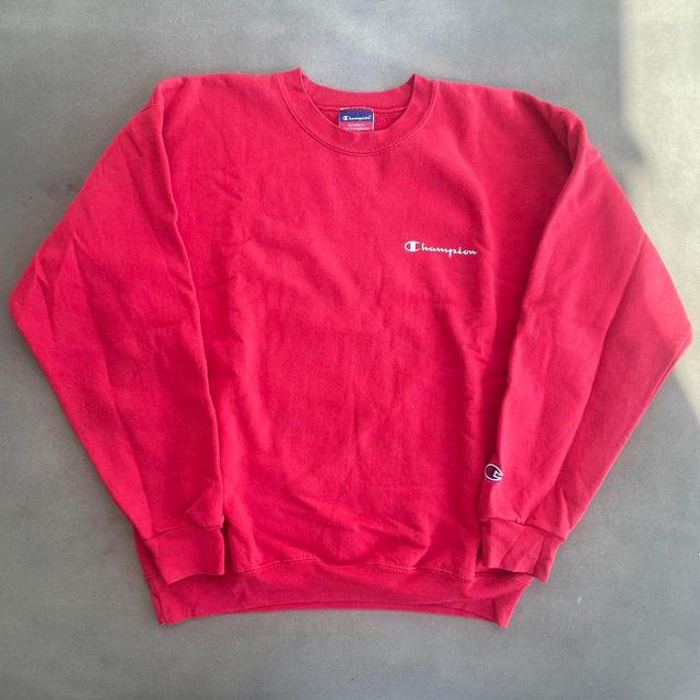 Champion Men's Sweatshirt - Red - M on Productcaster.