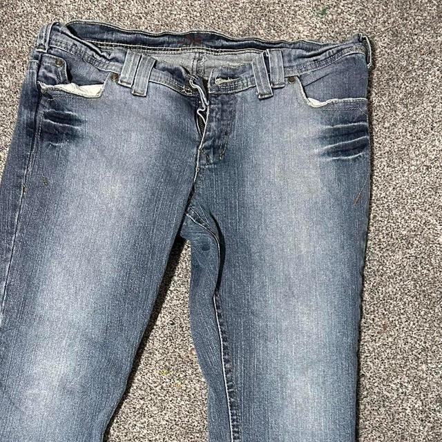 Preloved Women's Slim Faded Jeans - Blue - UK 10 on Productcaster.