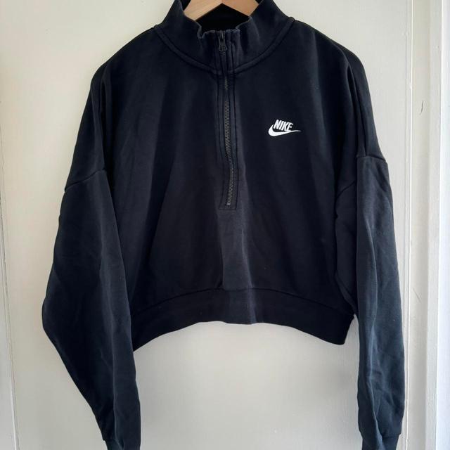 Nike Women's Jumper - Black - L on Productcaster.