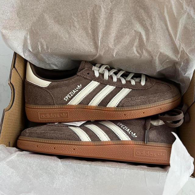 Adidas Women's Trainers - Brown/Cream - UK 4.5 on Productcaster.