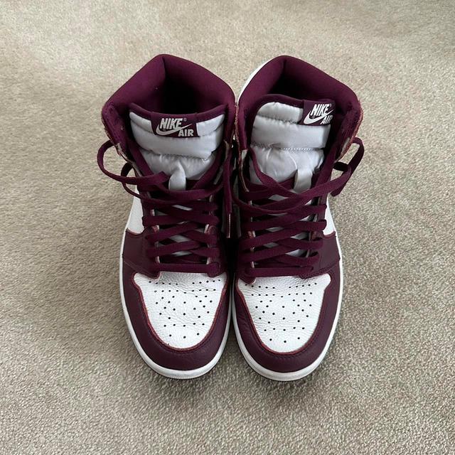 Jordan Men's Trainers - Burgundy/White - UK 7.5 on Productcaster.