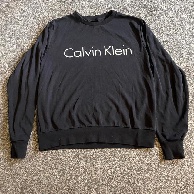 Calvin Klein Men's Jumper - Black - L on Productcaster.