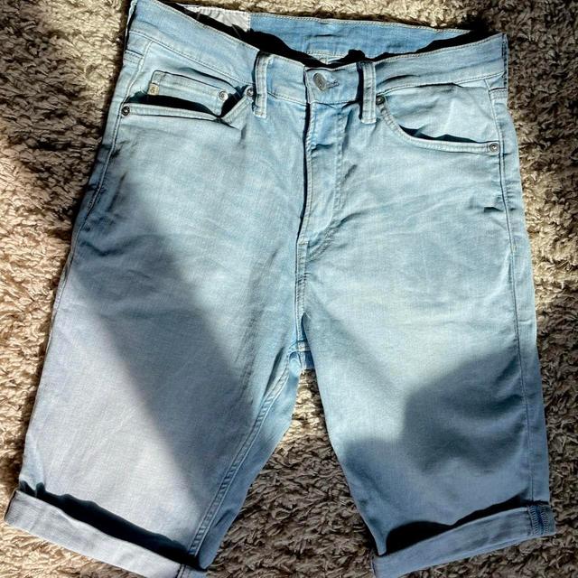 H&M Women's Shorts - Blue - 32" on Productcaster.