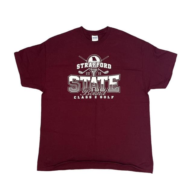 Gildan Men's T-shirt - Burgundy - XL on Productcaster.