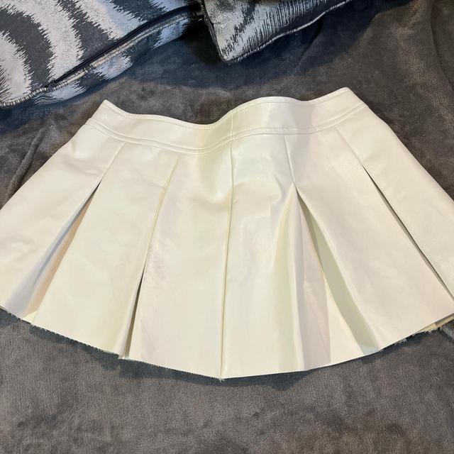 SHEIN Women's Skirt - White/Cream - S on Productcaster.