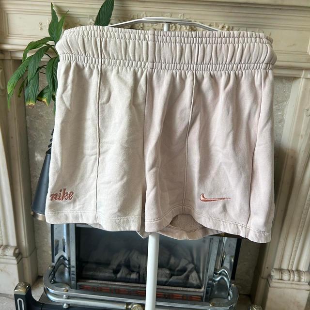 Nike Women's Shorts - Cream/Tan - XS on Productcaster.