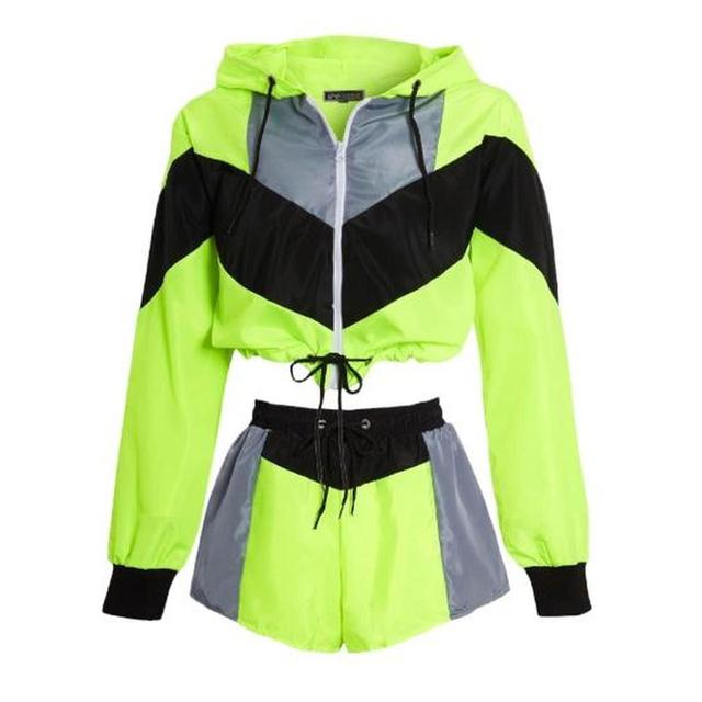 Women's Suit - Green/Black - 6 on Productcaster.