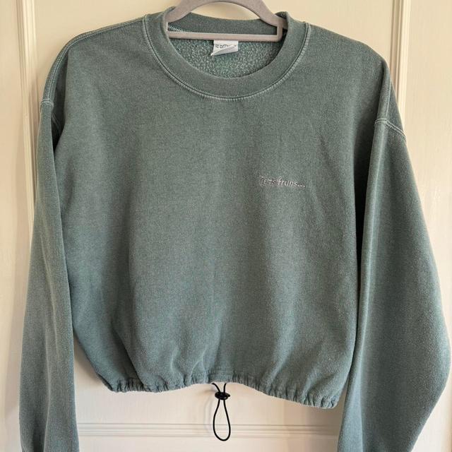 iets frans... Women's Sweatshirt - Green - S on Productcaster.