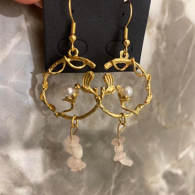 Vintage Women's Earrings - Gold/White on Productcaster.