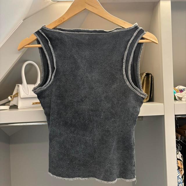 Urban Outfitters Women's Vest - Grey/White - 6 on Productcaster.