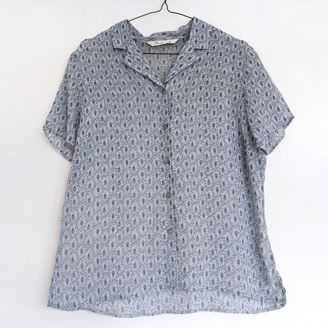 Vintage American Women's T-shirt - Blue/Multi - 14 on Productcaster.