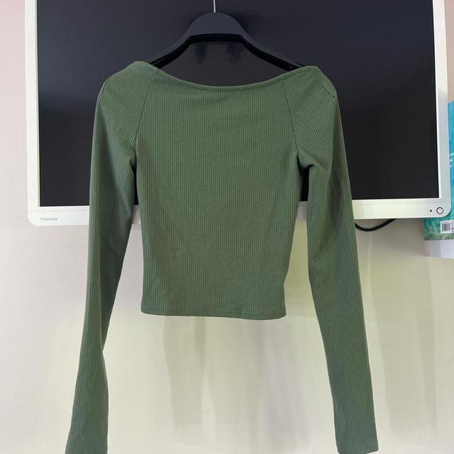 Urban Outfitters Women's Crop top - Green - 8 on Productcaster.