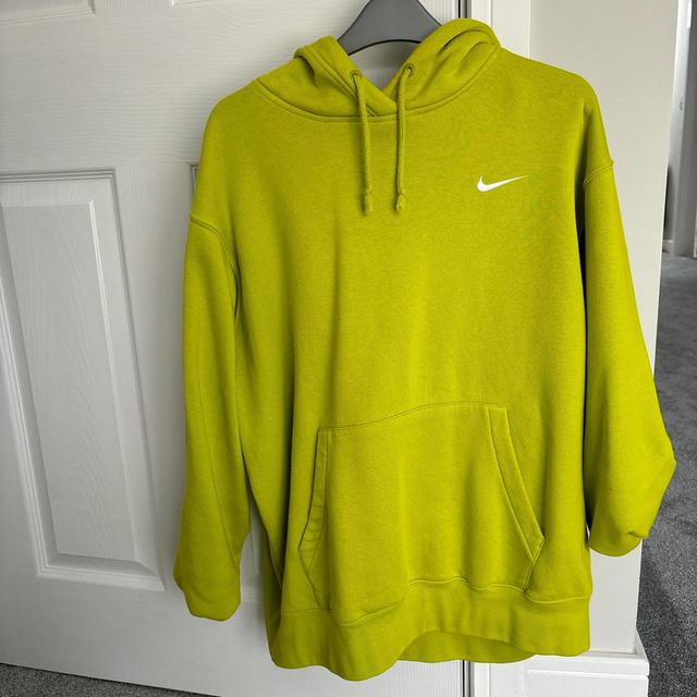 Nike Men's Hoodie - Green - L on Productcaster.