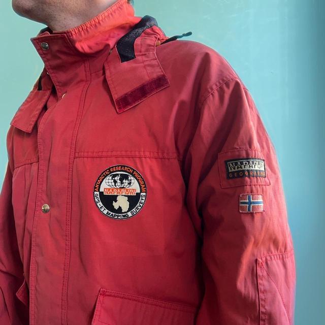 Napapijri Men's Windbreaker Jacket - Red - XL on Productcaster.