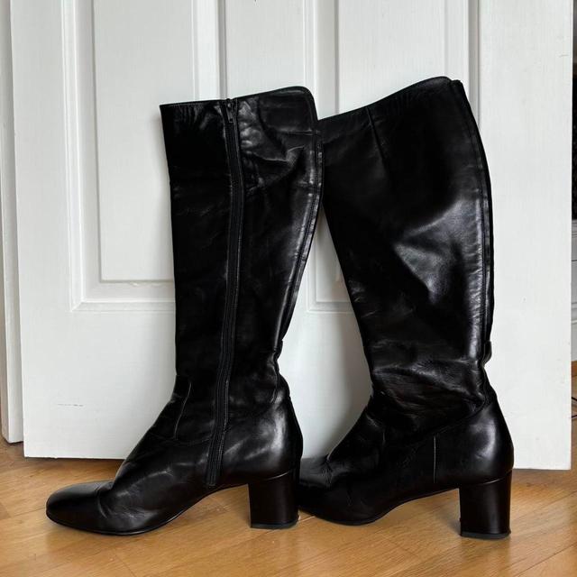 Russell & Bromley Women's Knee high Boots - Black - UK 7 on Productcaster.