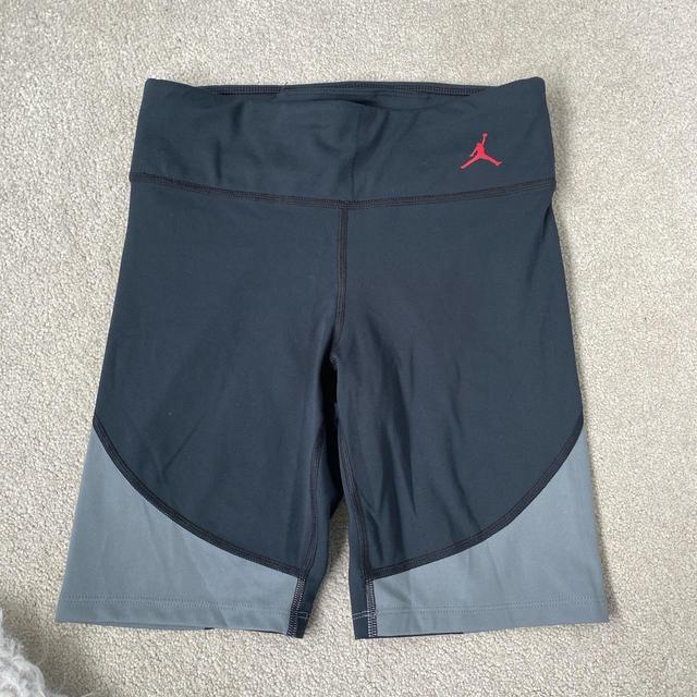 Jordan Women's Shorts - Black - S on Productcaster.