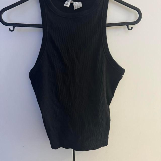 H&M Women's Crop top - Black - 8 on Productcaster.