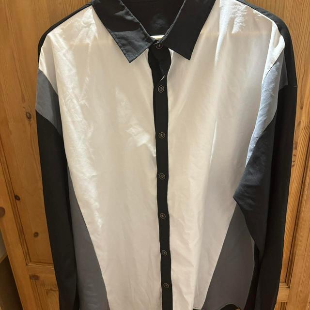 Men's Shirt - Black/White - L on Productcaster.