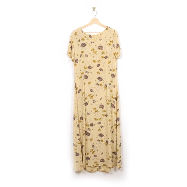 Laura Ashley Women's Maxi Dress - Cream - 14 on Productcaster.