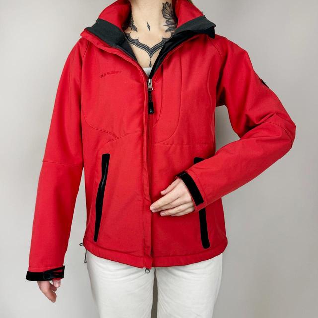 Mammut Women's Lightweight Jacket - Red - M on Productcaster.