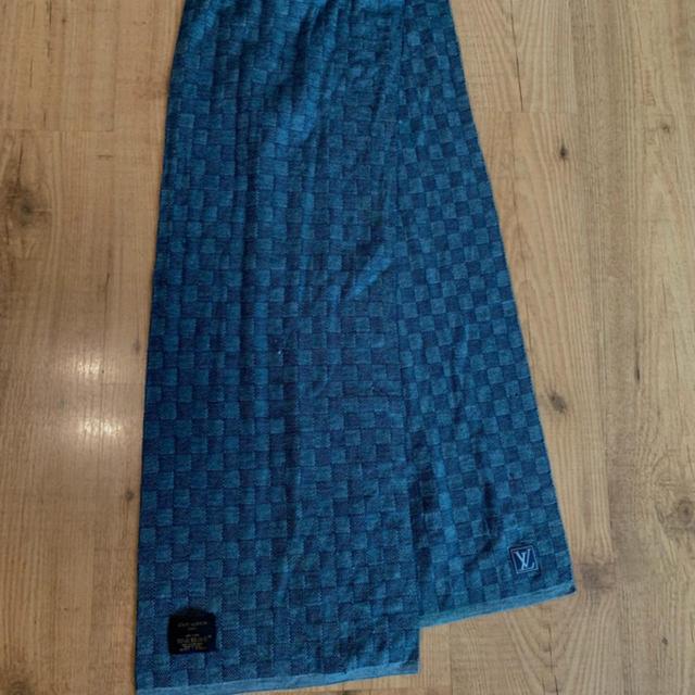 Louis Vuitton Men's Scarf - Blue on Productcaster.