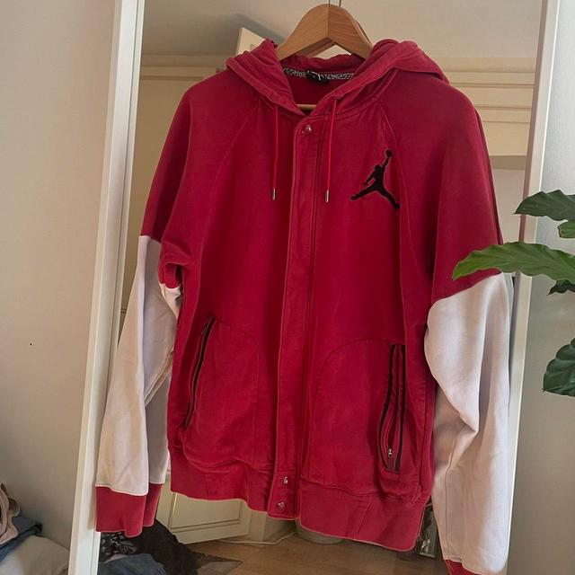 Jordan Men's Hoodie - Red - S on Productcaster.