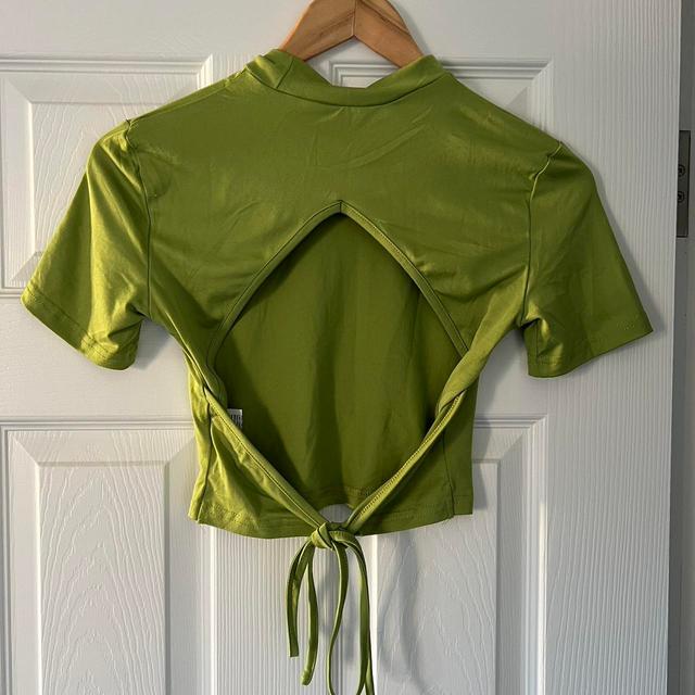 SHEIN Women's Crop top - Green - XS on Productcaster.