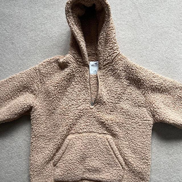 Hollister Co. Women's Jumper - Tan - 6 on Productcaster.