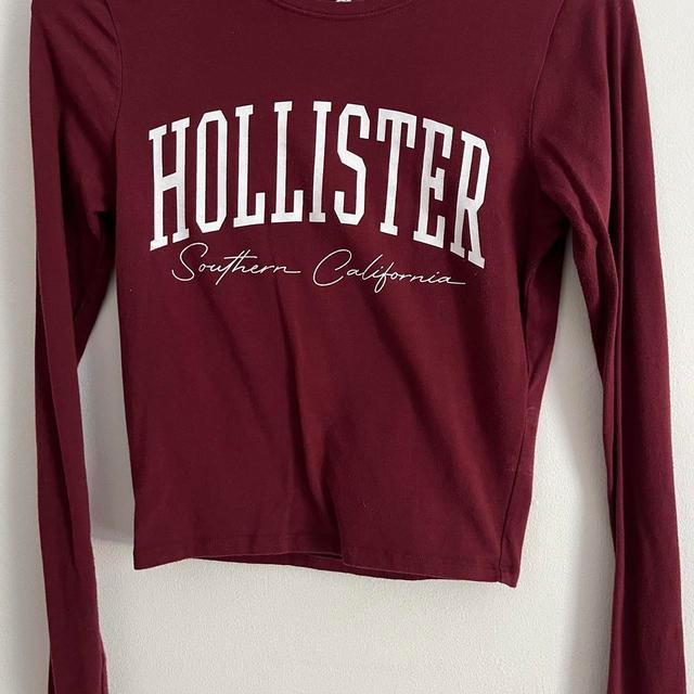 Hollister Co. Women's T-shirt - Burgundy - S on Productcaster.