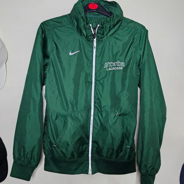 Nike Men's Jacket - Green - M on Productcaster.