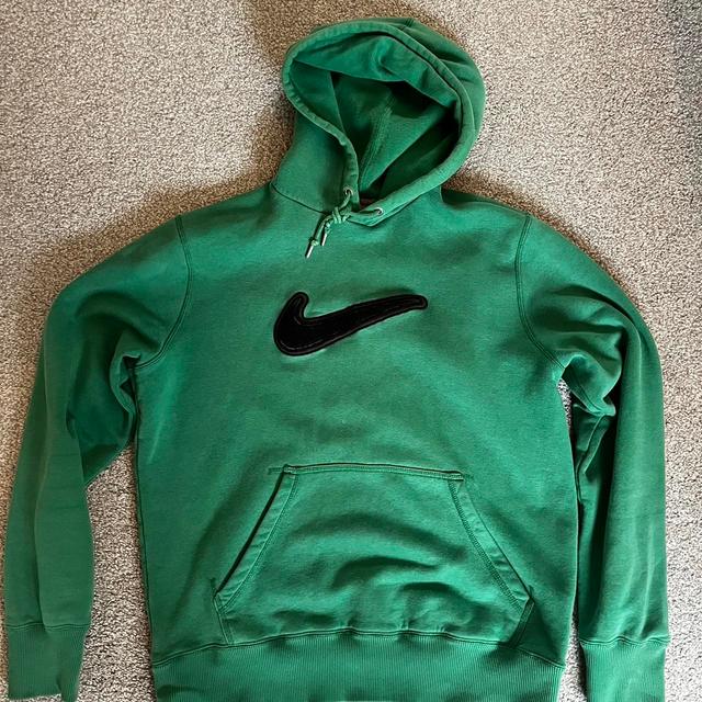 Nike Men's Hoodie - Green - M on Productcaster.