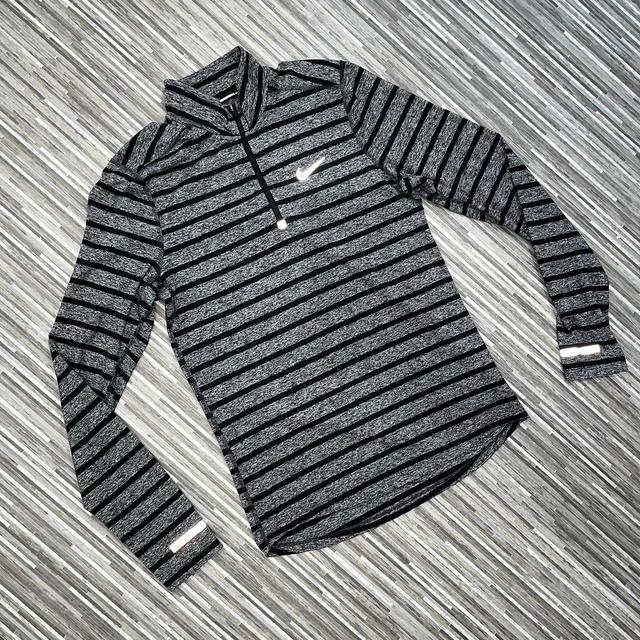 Nike Men's Sweatshirt - Grey/Black - S on Productcaster.