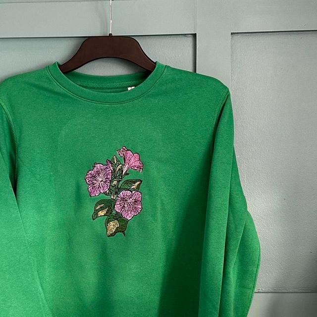 Gildan Women's Sweatshirt - Green/Purple - S on Productcaster.