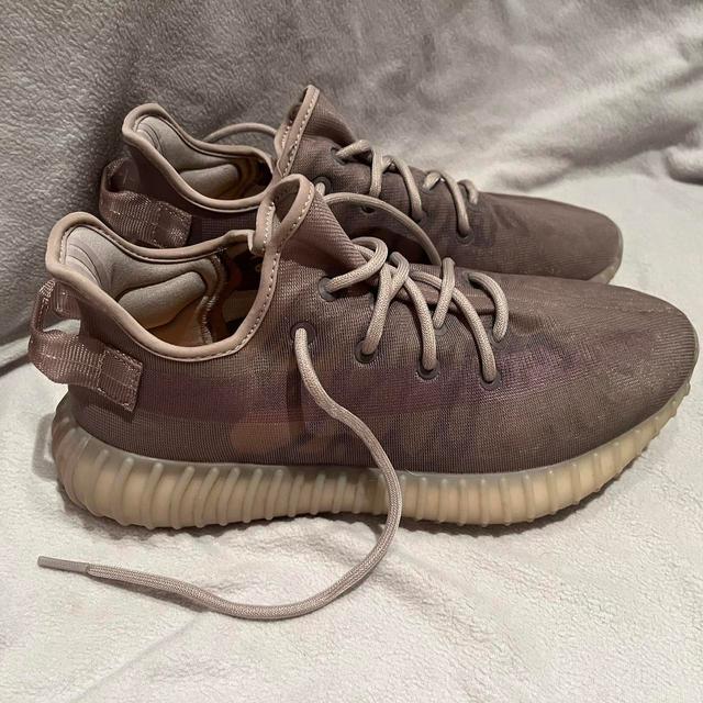 Yeezy Men's Trainers - Tan/Grey - UK 9.5 on Productcaster.