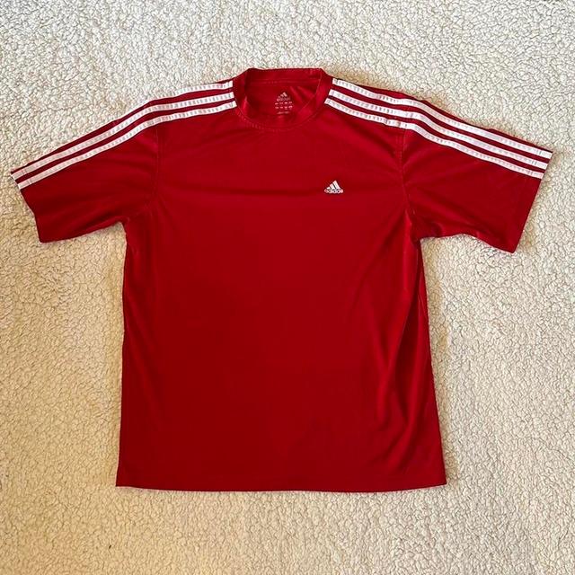 Adidas Men's T-shirt - Red - L on Productcaster.