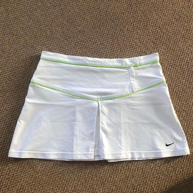 Nike Women's Mini Skirt - White/Green - S on Productcaster.