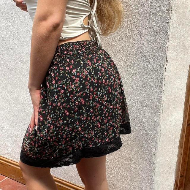 Vintage Women's Skirt - Black - S on Productcaster.